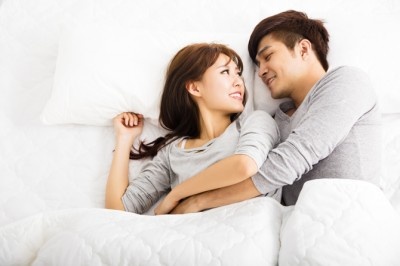 俺も挟まれたい……！　最強にかわいい「彼女の寝姿」4選