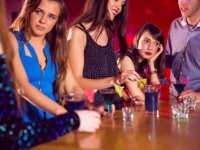 ちょっと幹事顔貸して？　既婚男性が合コンにいるとわかったときに思うこと6つ！