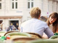 好きな女性が「振られた……」と話してきたときの対応4つ！「俺どう？」（27歳男性）