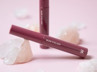 Wonjungyoの大人気マスカラ「ヌードアイラッシュ」より初の限定色「シアープラム」登場！