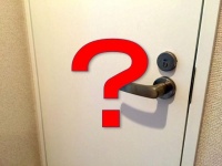 2枚の写真を見比べると...？