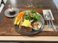 【東京・麹町】1日中モーニングが食べられる「ZTTo morning」のふわふわ食感がたまらない“ムー”とは？