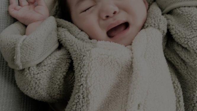 「宿で1歳長女が夜中にギャン泣き。翌朝、見知らぬ老夫婦に『昨夜はかなり夜泣きされてたね』と指摘され」（滋賀県・50代男性）