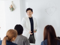 “癒やす”だけでは終わらせない顎関節から始まる、新しい女性の働き方革命