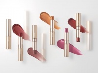 透ける発色＆マット質感。オペラ「シアーマットリップスティック」発売