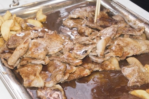 甲州市の豚肉を使ったローストポーク