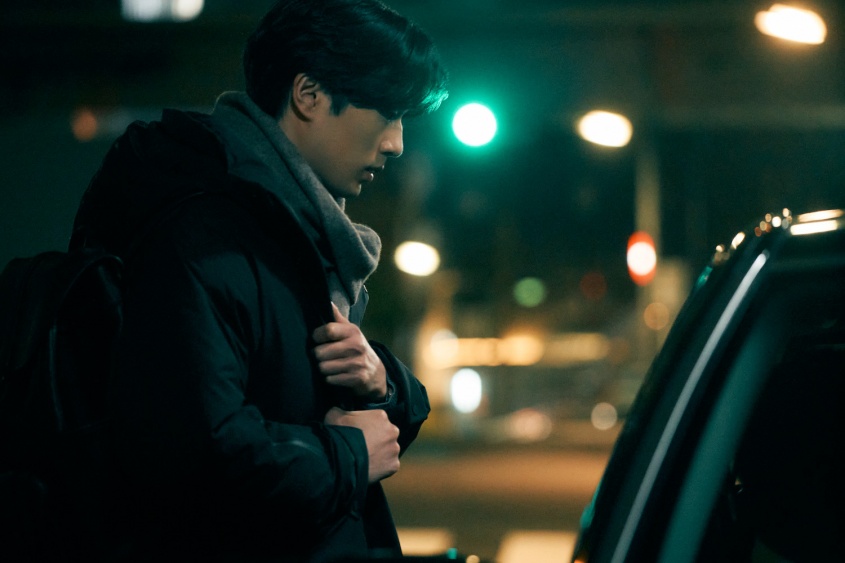 『フクロウと呼ばれた男』　田中泯&新田真剣佑が親子役で共演！　2人の車内会話シーン初公開！！