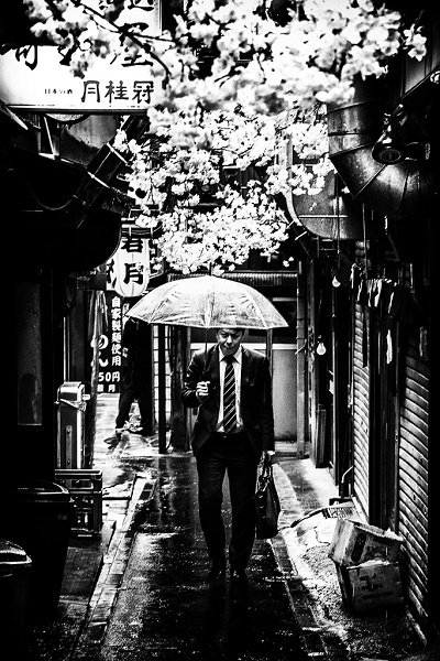 暴排条例も関係なし!? 某有名祭りDVDから見える警察と暴力団の親密関係