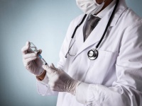 ウイルスの専門家、自身のインタビュー記事が改ざんされ反ワクチン運動に使用されていたことにショックを受ける