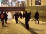 天然のエスカレーター！　路面凍結に慣れるとこうなる（笑）