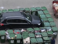 迷惑駐車に鉄拳を！車に戻ってびっくり、全方向包囲網