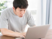 出世の機会を狙ってる!?　仕事のために勉強している男性◯％
