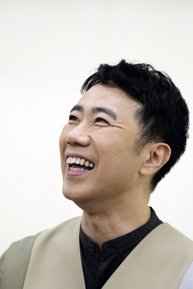 藤井隆（撮影・弦巻勝）