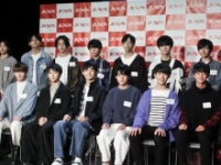(前列左から)小畑充輝、榮田惟一郎、高野渉聖、西原悠晟、野口輝、福間悠生、藤本洸大(後列左から)宗像隼司、吉田剛明、和田桜我、土肥晨光、堤亮人、中西瞬祐、下村未空、西田一咲