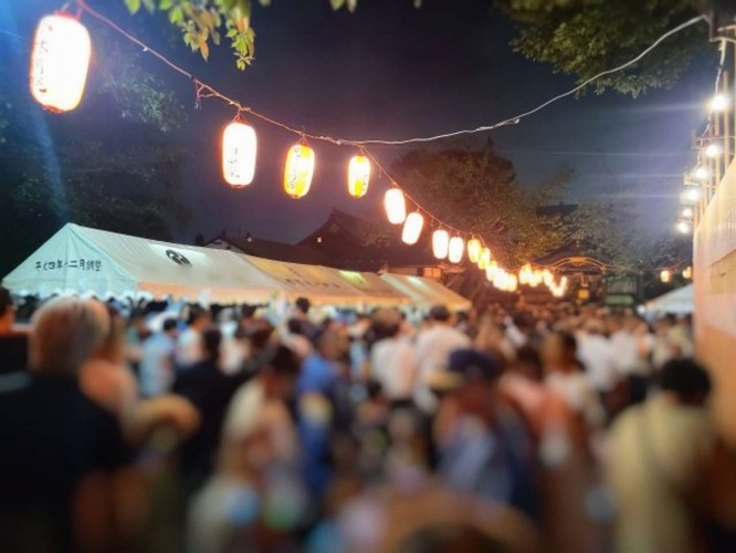 人混みは避けて...（画像はイメージ）