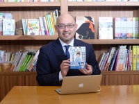 『アドラー式働き方改革 仕事も家庭も充実させたいパパのための本』（小学館クリエイティブ刊）の著者、熊野英一氏