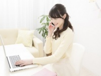 思わず見とれちゃう！　男性が「素敵だな」と感じる女性の仕草3選