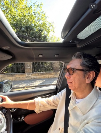 Instagram:布袋寅泰(@hotei_official)より