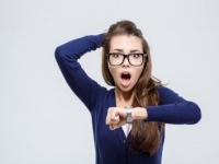 もしかして、いわく付き物件!?　男性が思う、「結婚を焦っている女性」の特徴4つ！