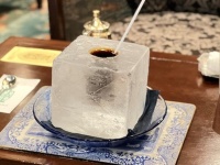 涼し気どころの話じゃないっ！　夏限定「アイスの中のコーヒー」で芯の芯まで冷えきれそう