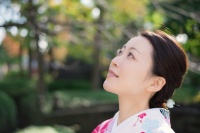 神社_女性