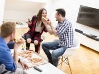 逆に信じられない!!　イラッとした男性の思わせぶりな言動6つ！