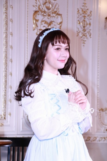 村重杏奈