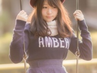 アノ胸、絶対そうだろ……。「美乳そうな女子」の特徴・6つ