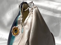 使ったお金がデカくなって戻ってきそう！？　静岡・焼津のふるさと納税に衝撃的〝変礼品〟またまた登場