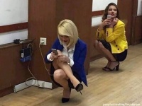 街で見かけた奇妙な姿勢選手権