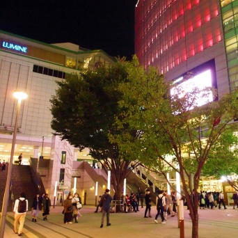 "まん防"どこ吹く風！「路上飲み」で急性アル中増加の実態