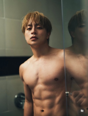 Instagram:白濱亜嵐(@alan_shirahama_official)より