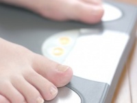男性はストレスで痩せるらしいけど……！　あなたはストレスで太ってしまうほう？　痩せてしまうほう？
