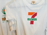 大阪・関西万博ではコンビニだって要チェック　セブン-イレブン店舗限定Tシャツが結構カワイイ