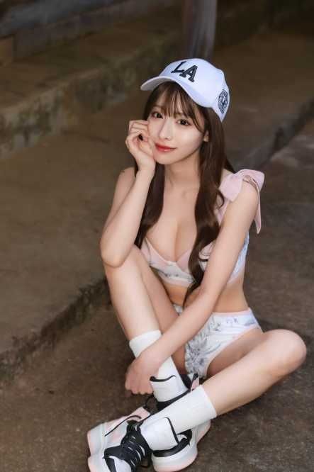 X：花乃井美優(@hananoi_miyu)より