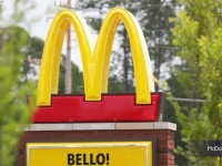 マクドナルドのロゴに隠されたサブリミナルメッセージとは？