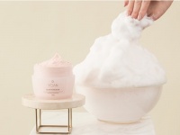 ゆうこすプロデュース「YOAN」からボディソープにも使える「BQ エアリーフォームスクラブ」発売