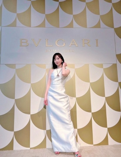 Instagram:福原遥(@haruka.f.official)より