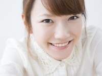 「歯に海苔がついた女」への、スマートな指摘・5パターン