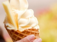 性格があらわれちゃう!?　アイスを食べるときは、カップ派？　コーン派？