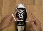 この機会に覚えてみよう！　靴紐を一瞬で結べるライフハック。