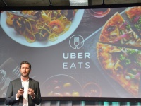 「もうピザ飽きた」人に朗報！　配車サービス「Uber」が超画期的な人気レストランのデリバリーサービスを開始