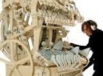 耳が癒される…　２０００個の鉄球で奏でる“歯車式演奏マシン”