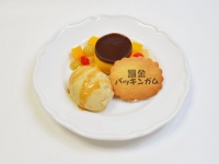 C）2015 なもり／一迅社・七森中ごらく部