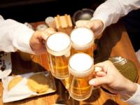 「忘年会で出会ったイケてる男子」と年明けから付き合う方法4選
