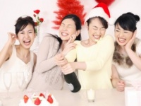 パーティーにおすすめ！　クリスマスで“とにかく盛り上がれる”BGM10選