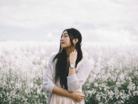 「別れてもすぐに彼氏ができる女性」の特徴5つ