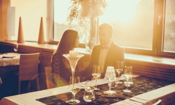 「私とヤルなら5万払って」Hにお金を要求するアラサー女子の恋愛観