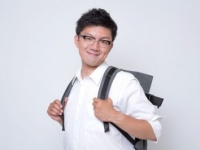 え、激ダサ!!　女子が感じる「変なスーツ」の男性3選