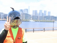 魚人「写真撮ってもらってもいいですか」　東京・豊洲で謎の異形に遭遇！果たしてその正体とは